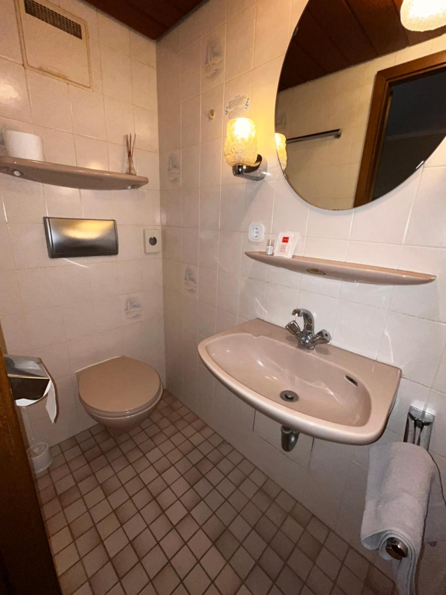 Hotel Zur Post Limburg Bad Camberg Hunfelden Ngoại thất bức ảnh